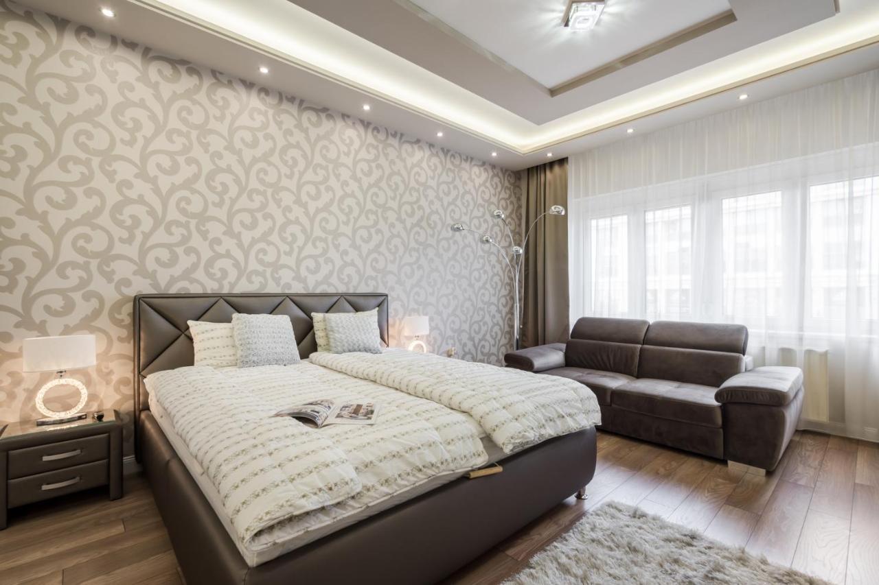 Bpr Ethereal Panoramic With A/c & Balcony Apartman *