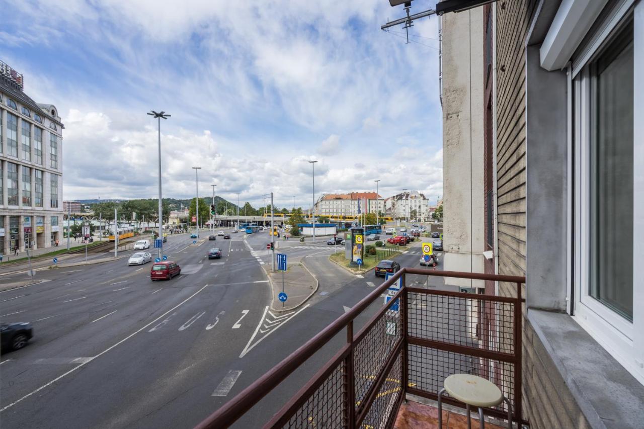 Apartman Bpr Ethereal Panoramic With A/c & Balcony *